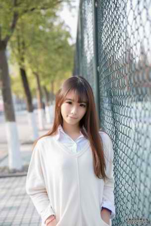 楚风坠崖错救女帝