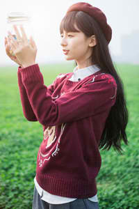 高田里穗